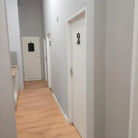 Rynek 7 * بوزنان